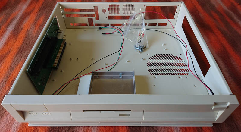 Checkmate A1500 Plus Open Case Front
